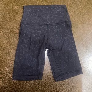 Lulu biker shorts 6”